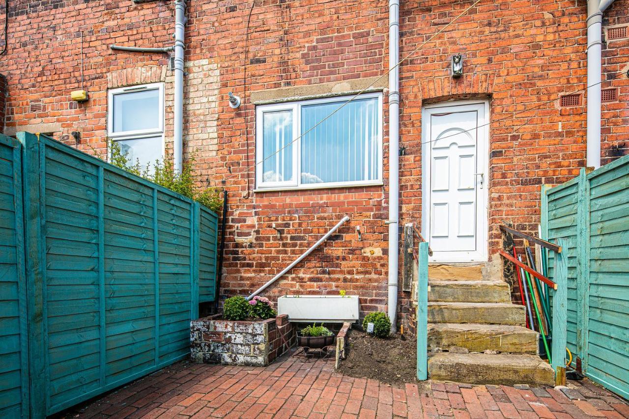 Villa Rotherham'S Bond House Exterior foto
